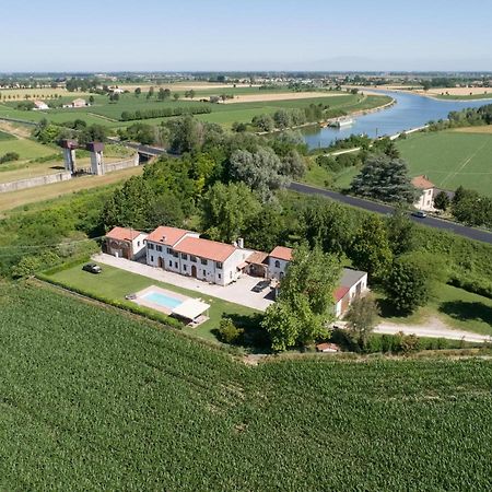 La Casa Delle Rondini Bed and Breakfast Roncoferraro Eksteriør billede